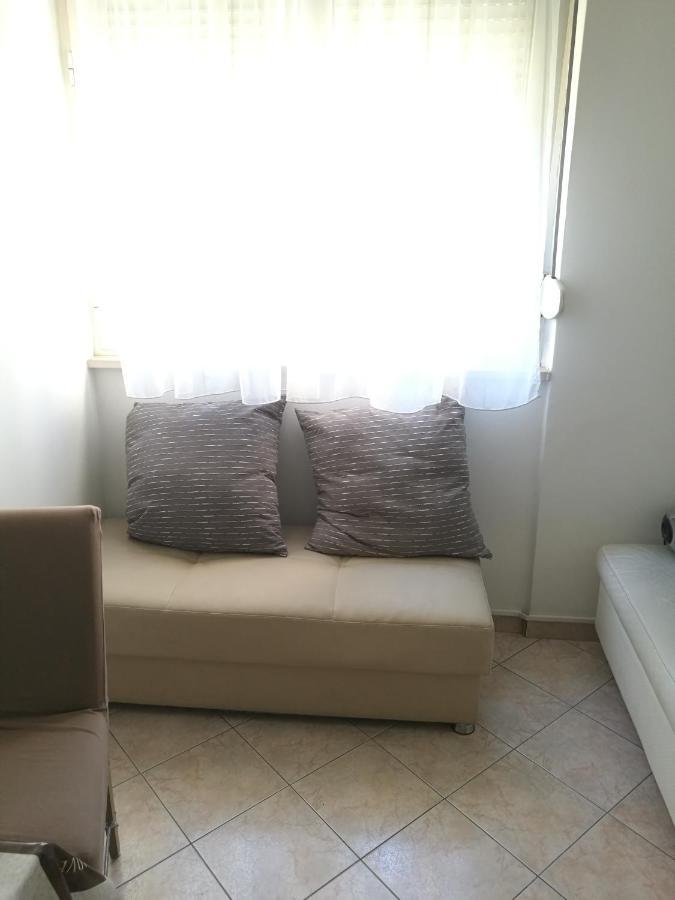 Nice And Cozy Two Single Bed Room Split Eksteriør bilde