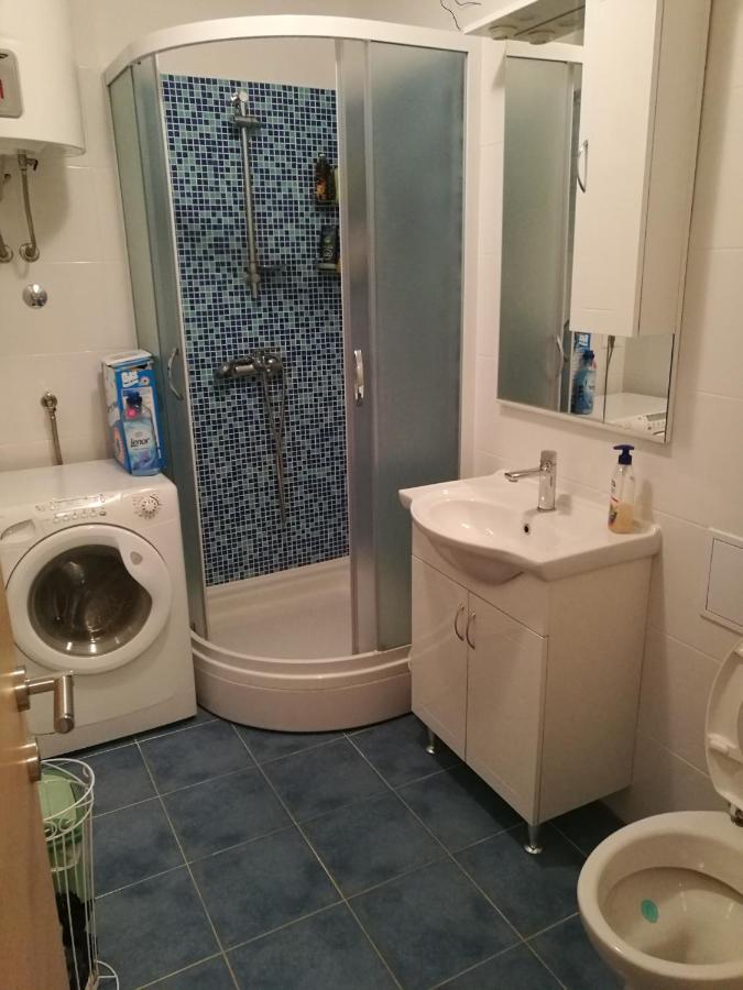 Nice And Cozy Two Single Bed Room Split Eksteriør bilde